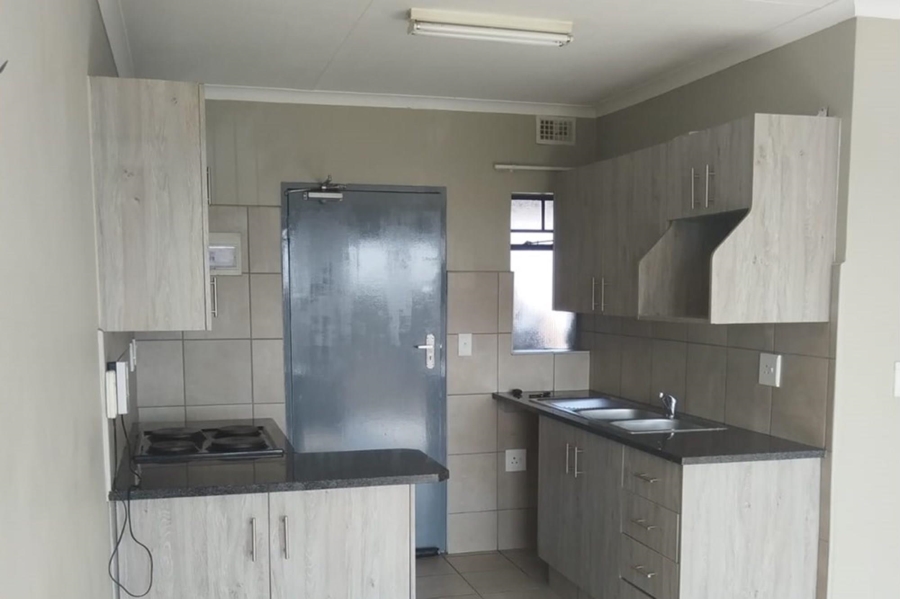 2 Bedroom Property for Sale in Montana Tuine Gauteng