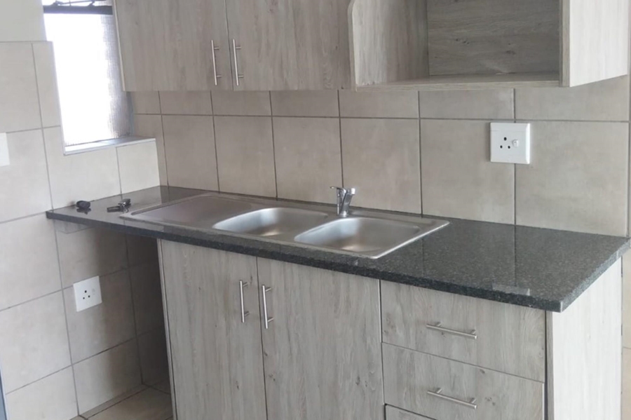 2 Bedroom Property for Sale in Montana Tuine Gauteng