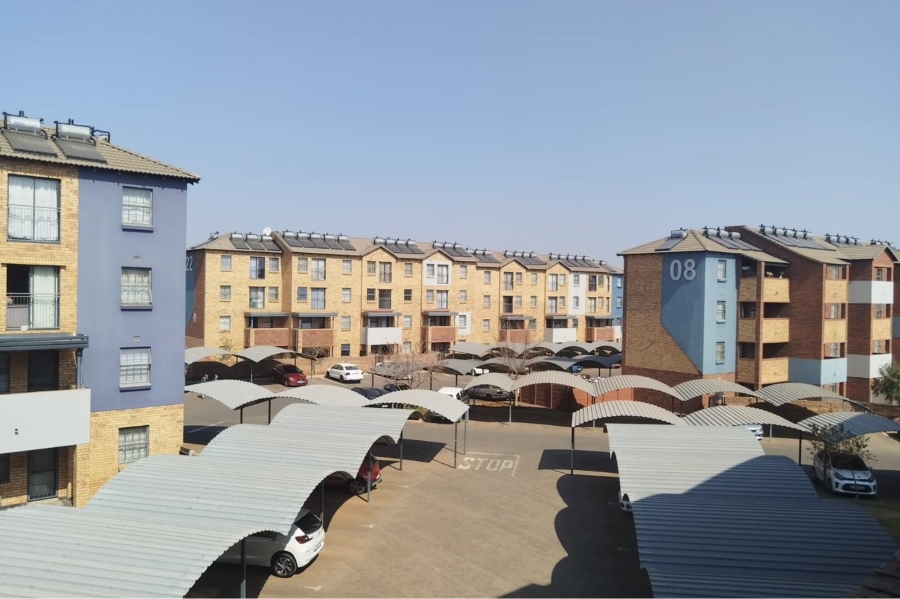 2 Bedroom Property for Sale in Montana Tuine Gauteng