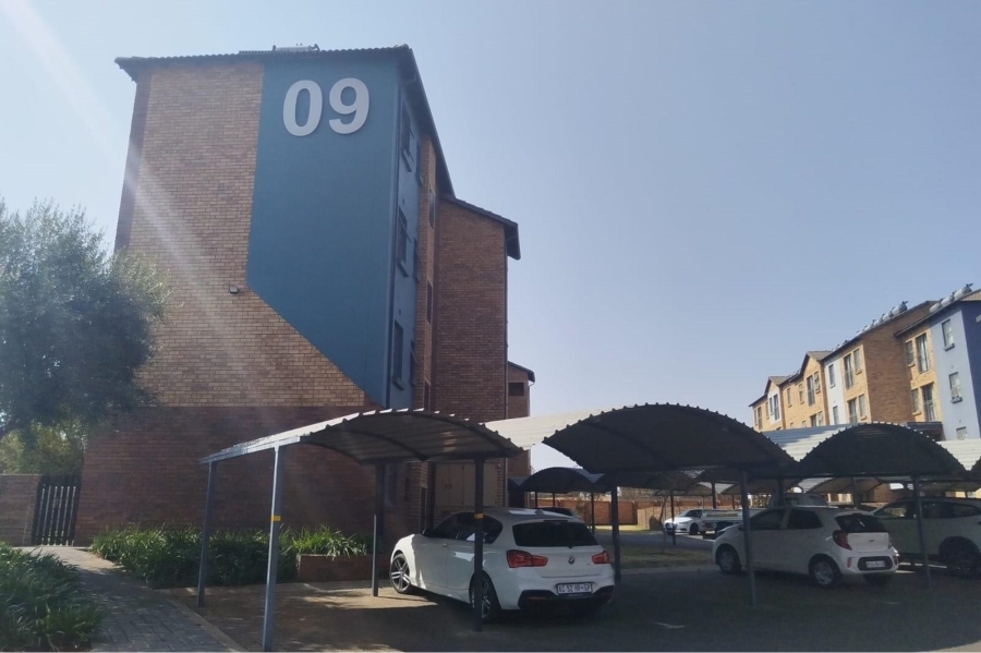 2 Bedroom Property for Sale in Montana Tuine Gauteng