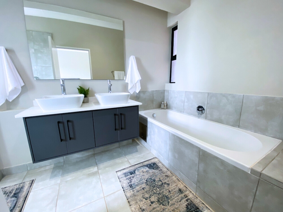 3 Bedroom Property for Sale in Sinoville Gauteng