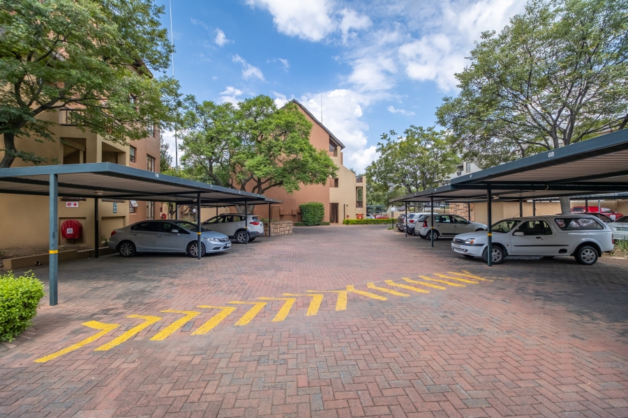 To Let 1 Bedroom Property for Rent in Lonehill Gauteng