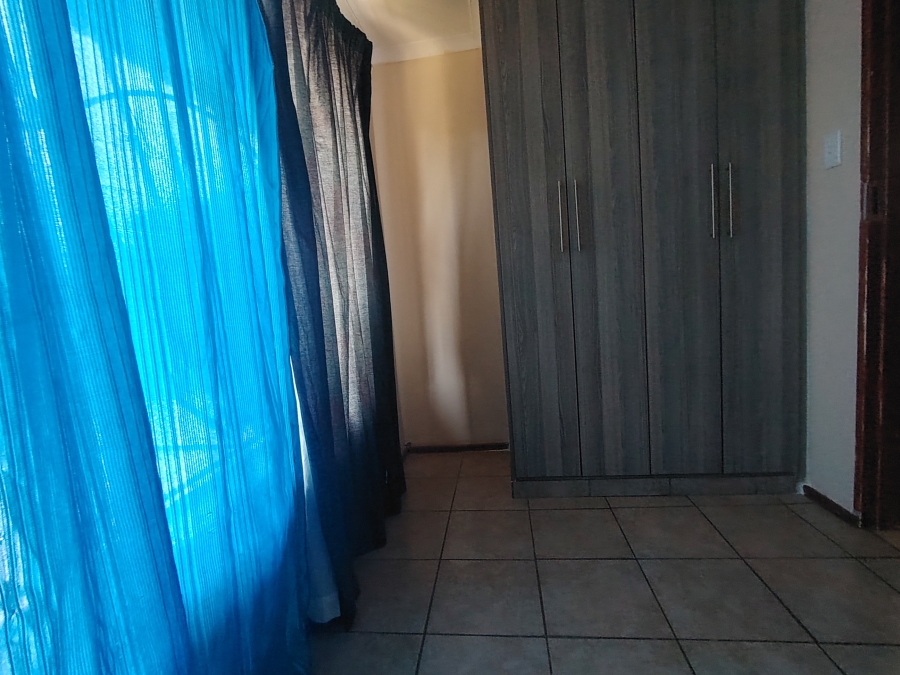 To Let 3 Bedroom Property for Rent in Soshanguve XX Gauteng