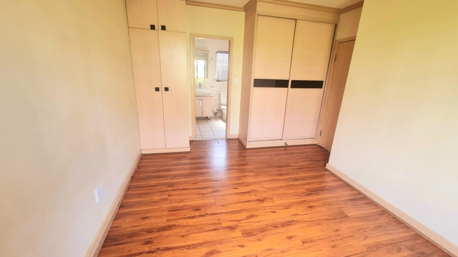 2 Bedroom Property for Sale in Noordwyk Gauteng