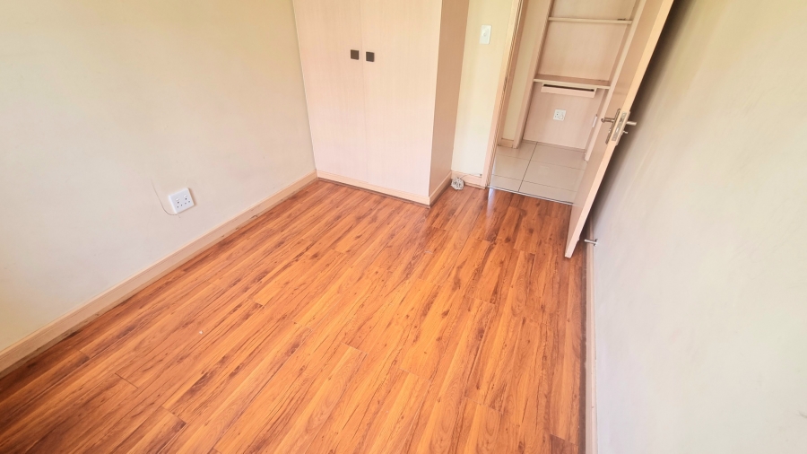 2 Bedroom Property for Sale in Noordwyk Gauteng