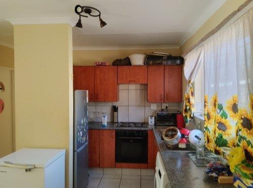 To Let 2 Bedroom Property for Rent in Greenstone Hill Gauteng