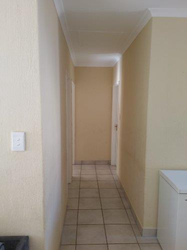 To Let 2 Bedroom Property for Rent in Greenstone Hill Gauteng