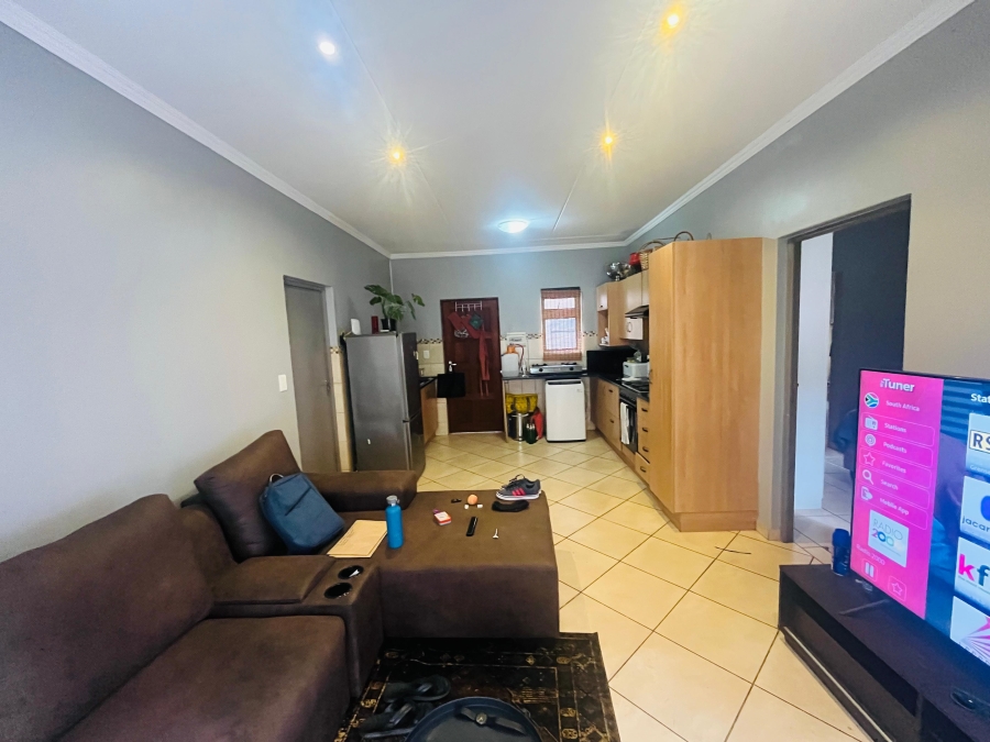 2 Bedroom Property for Sale in Villieria Gauteng