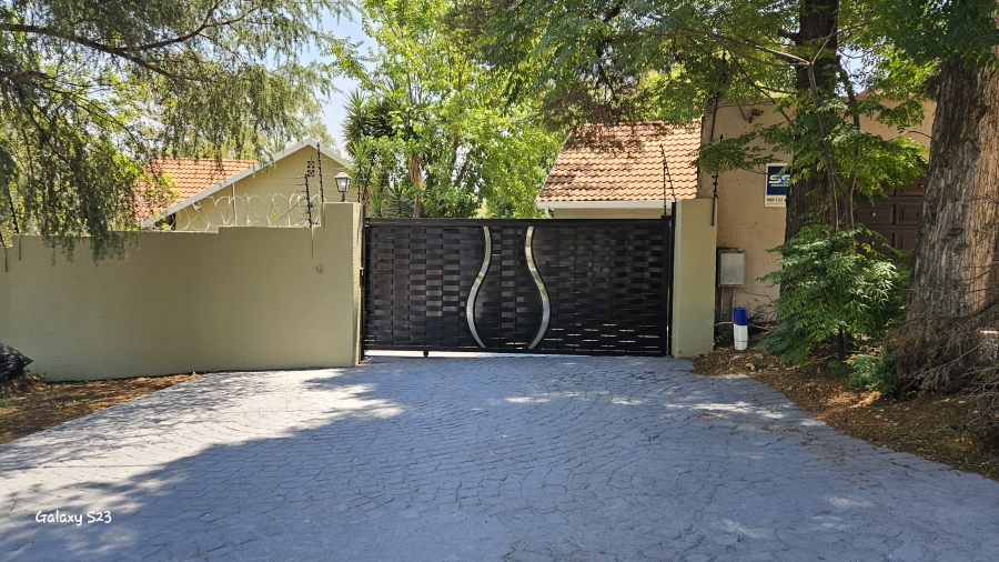 4 Bedroom Property for Sale in Rivonia Gauteng