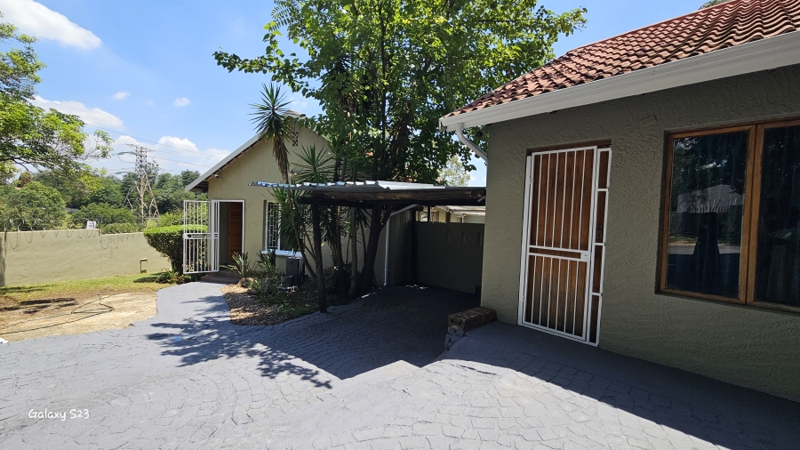 4 Bedroom Property for Sale in Rivonia Gauteng