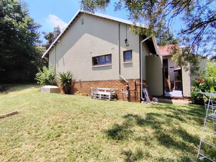 4 Bedroom Property for Sale in Rivonia Gauteng