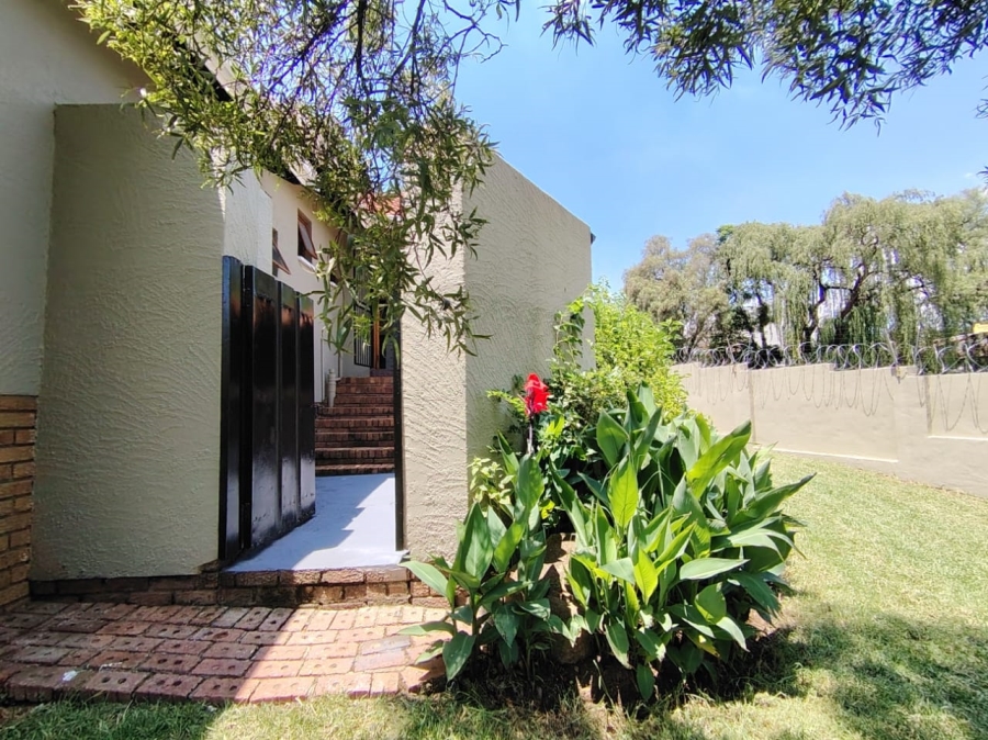 4 Bedroom Property for Sale in Rivonia Gauteng