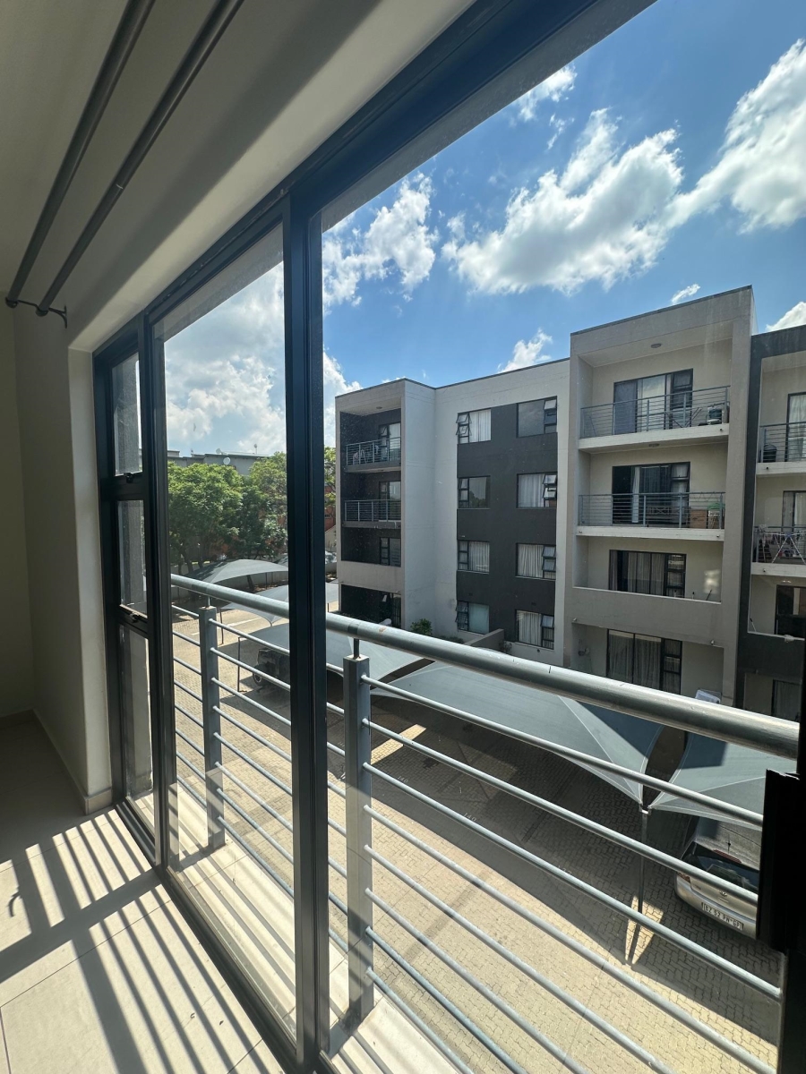 To Let 2 Bedroom Property for Rent in North Riding Gauteng