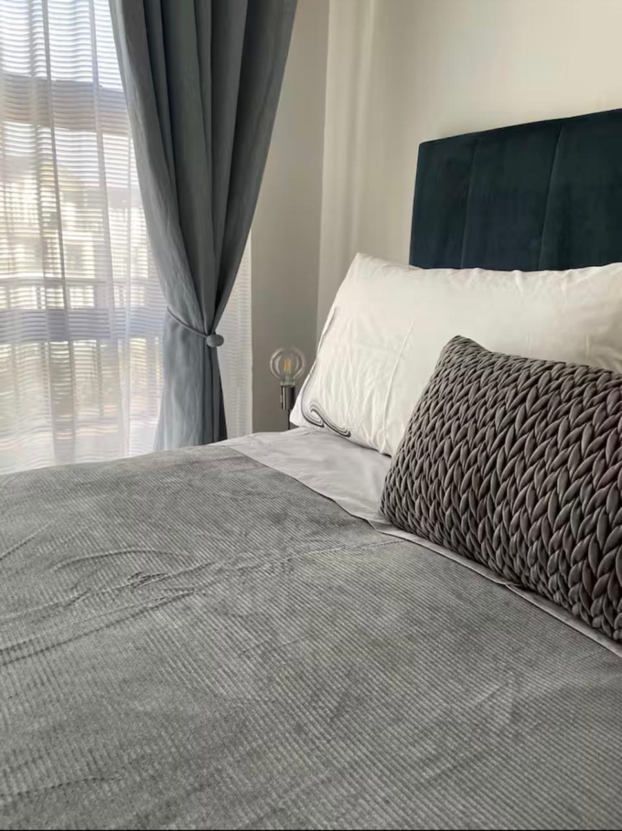 To Let 2 Bedroom Property for Rent in Waterfall Gauteng