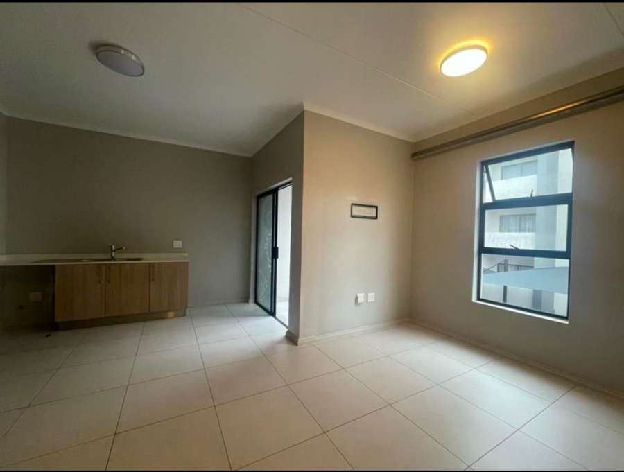 To Let 1 Bedroom Property for Rent in Noordwyk Gauteng