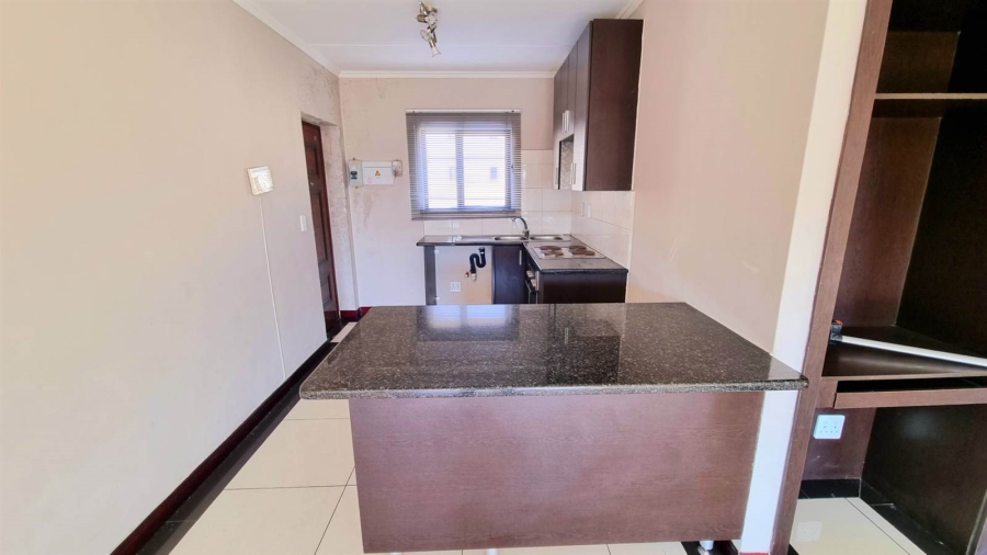 To Let 2 Bedroom Property for Rent in Noordwyk Gauteng