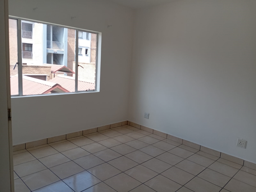 2 Bedroom Property for Sale in Vorna Valley Gauteng