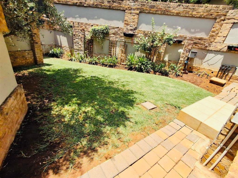 4 Bedroom Property for Sale in The Wilds Gauteng