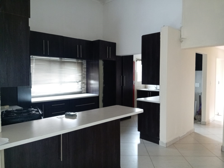 To Let 3 Bedroom Property for Rent in The Reeds Gauteng