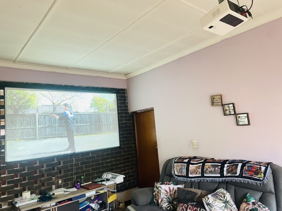 To Let 3 Bedroom Property for Rent in Edleen Gauteng