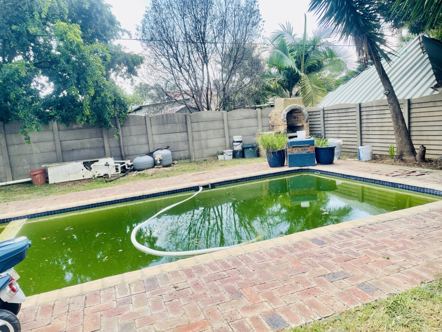 To Let 3 Bedroom Property for Rent in Edleen Gauteng