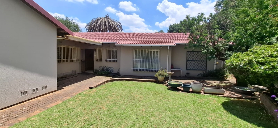 4 Bedroom Property for Sale in Rembrandt Park Gauteng