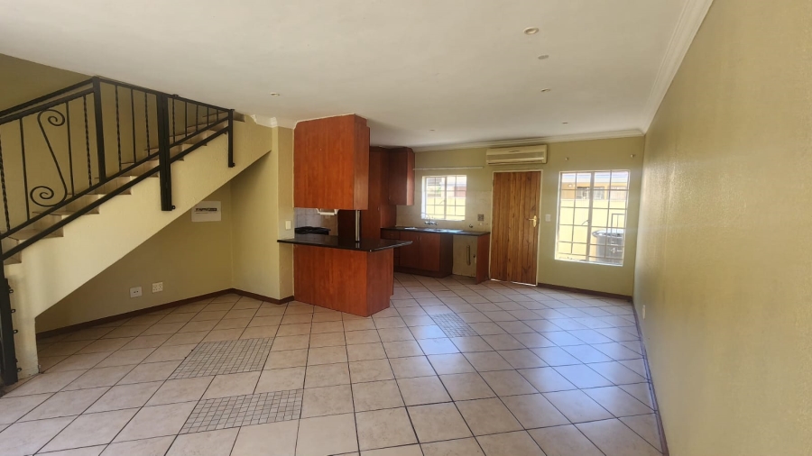 3 Bedroom Property for Sale in Annlin Gauteng