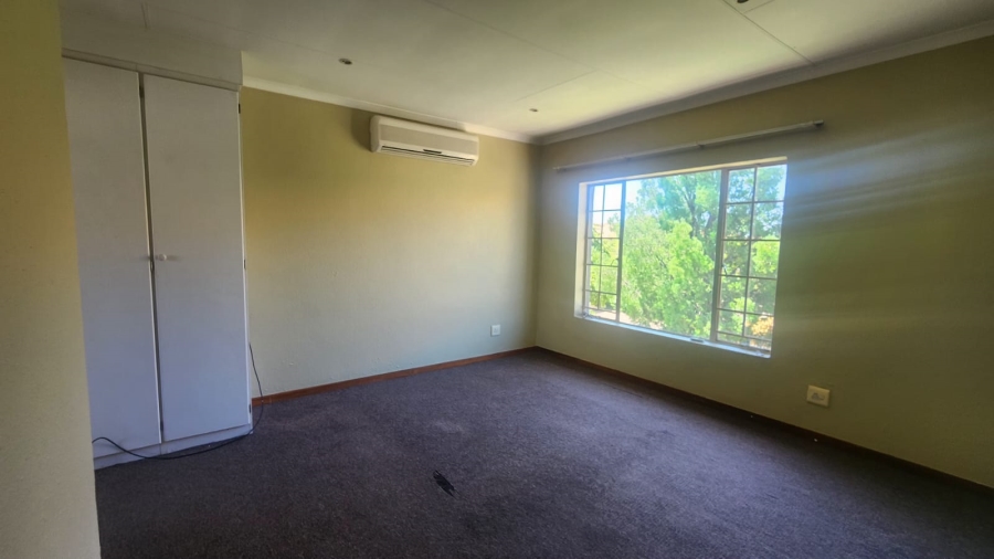 3 Bedroom Property for Sale in Annlin Gauteng