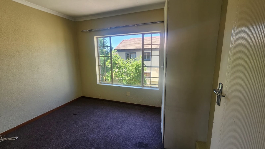 3 Bedroom Property for Sale in Annlin Gauteng
