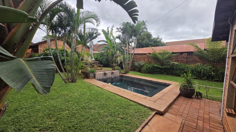 2 Bedroom Property for Sale in Sinoville Gauteng