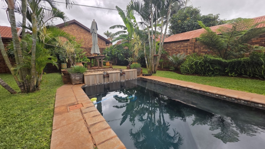 2 Bedroom Property for Sale in Sinoville Gauteng