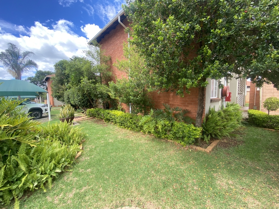 2 Bedroom Property for Sale in Montana Gauteng