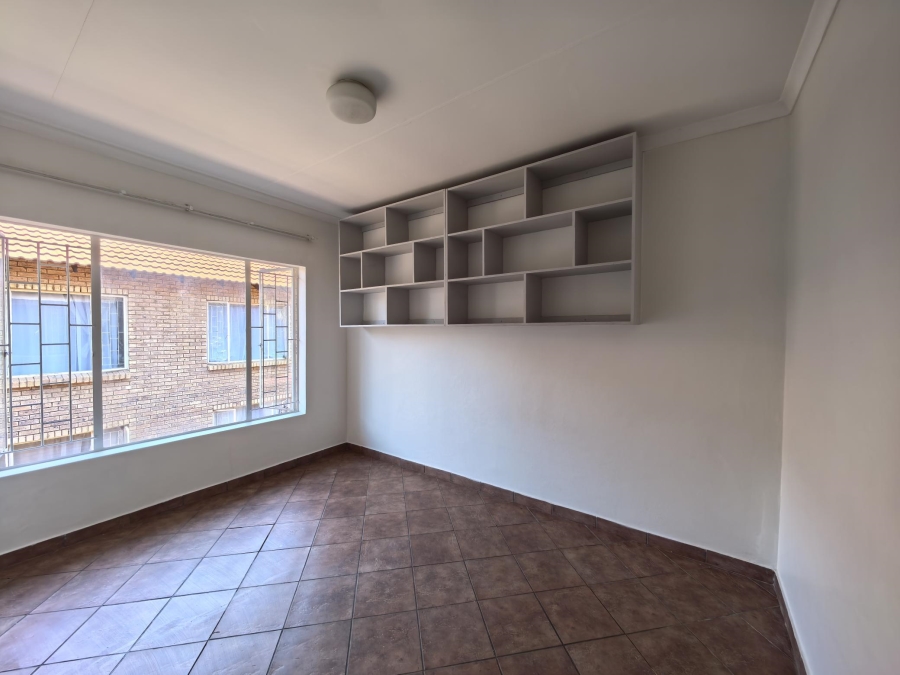 To Let 2 Bedroom Property for Rent in Wonderboom South Gauteng