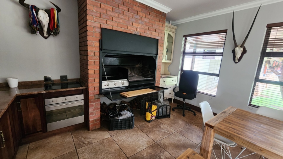 4 Bedroom Property for Sale in Montana Gauteng