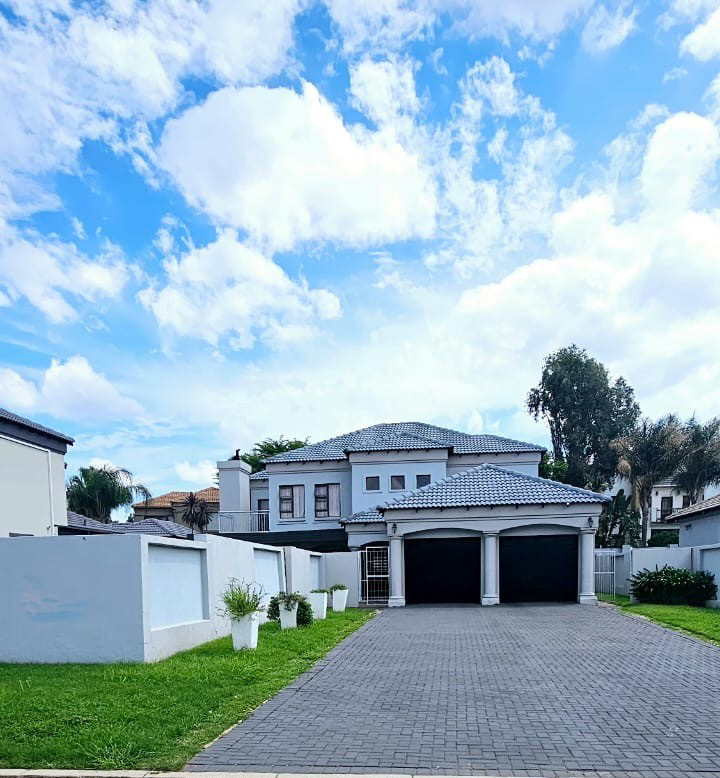 4 Bedroom Property for Sale in Willow Acres Ext 10 Gauteng
