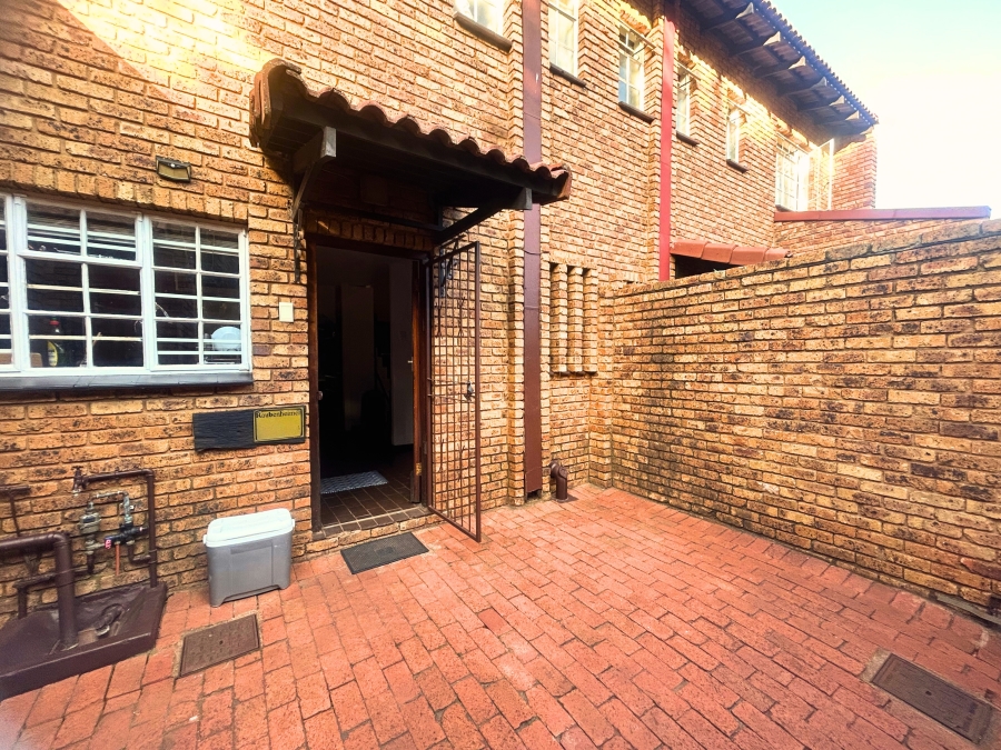 3 Bedroom Property for Sale in Hennopspark Gauteng