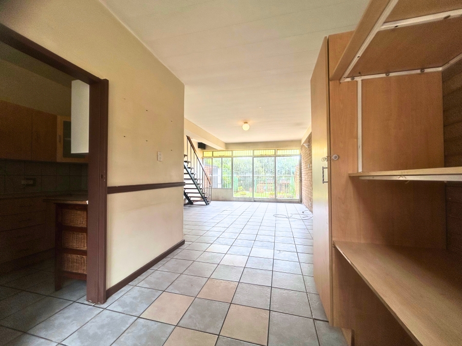 2 Bedroom Property for Sale in Eldoraigne Gauteng