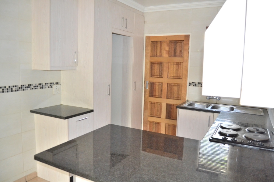 2 Bedroom Property for Sale in Thatchfield Estate Gauteng