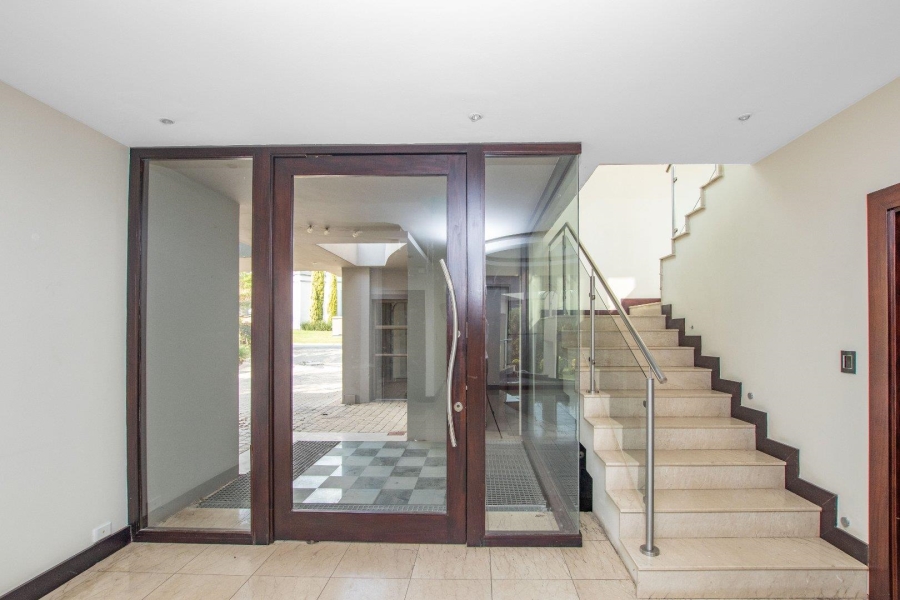 5 Bedroom Property for Sale in Blue Valley Golf Estate Gauteng