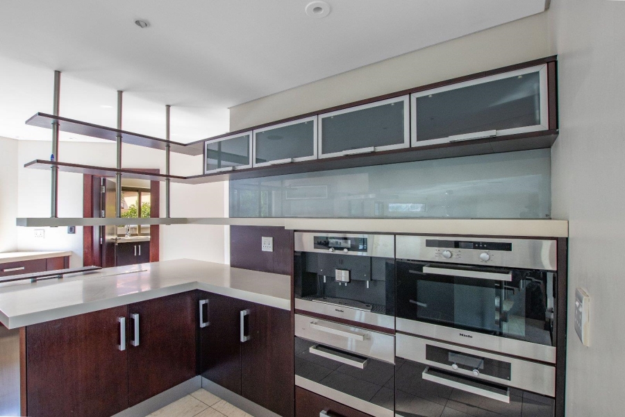 5 Bedroom Property for Sale in Blue Valley Golf Estate Gauteng
