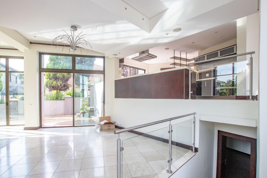 5 Bedroom Property for Sale in Blue Valley Golf Estate Gauteng