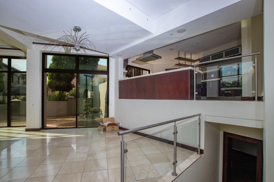 5 Bedroom Property for Sale in Blue Valley Golf Estate Gauteng
