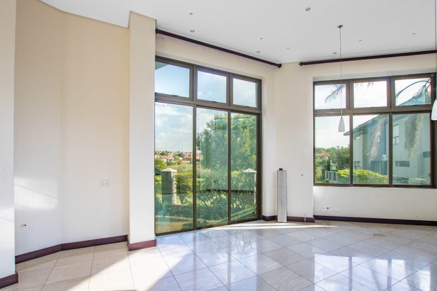5 Bedroom Property for Sale in Blue Valley Golf Estate Gauteng