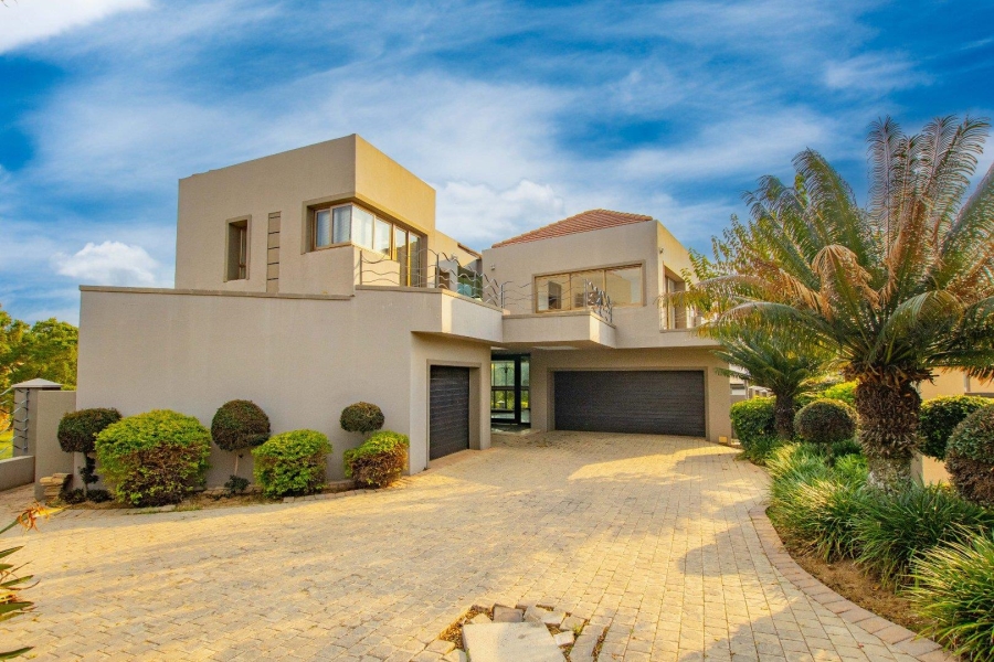 5 Bedroom Property for Sale in Blue Valley Golf Estate Gauteng