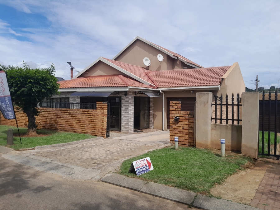 5 Bedroom Property for Sale in Davidsonville Gauteng