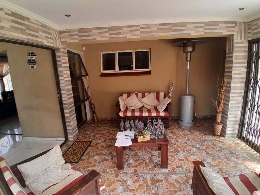 5 Bedroom Property for Sale in Davidsonville Gauteng