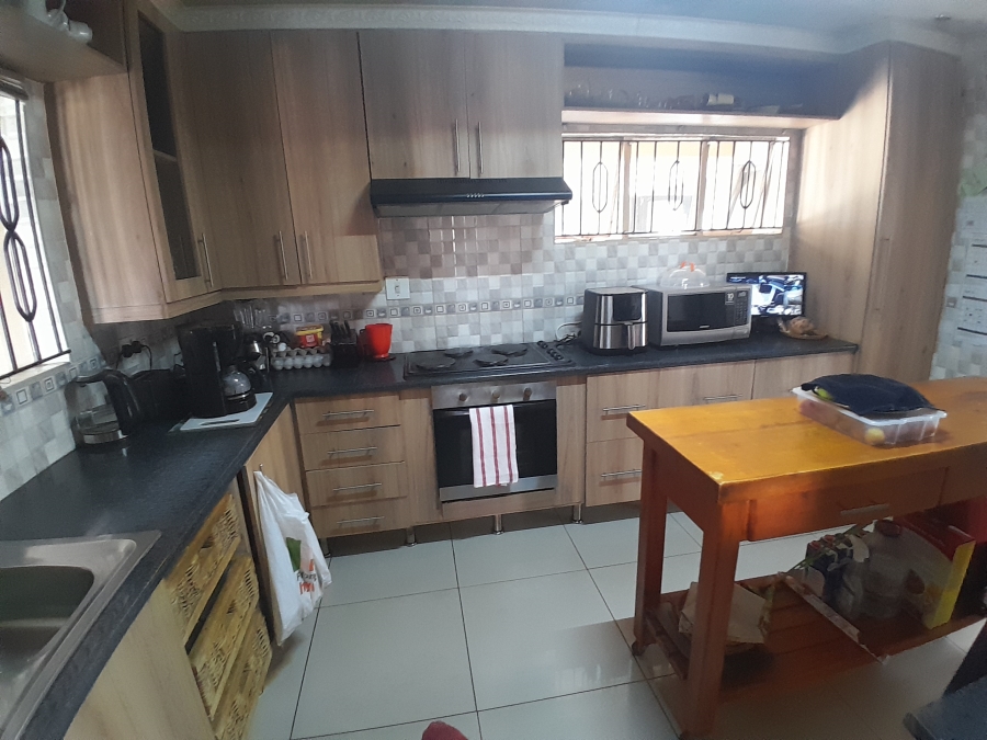 5 Bedroom Property for Sale in Davidsonville Gauteng