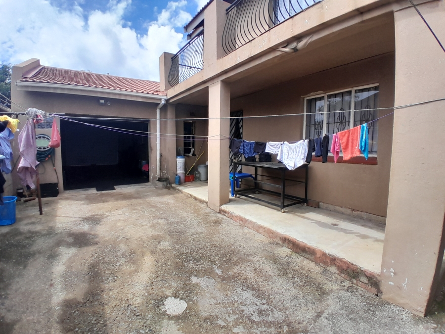 5 Bedroom Property for Sale in Davidsonville Gauteng