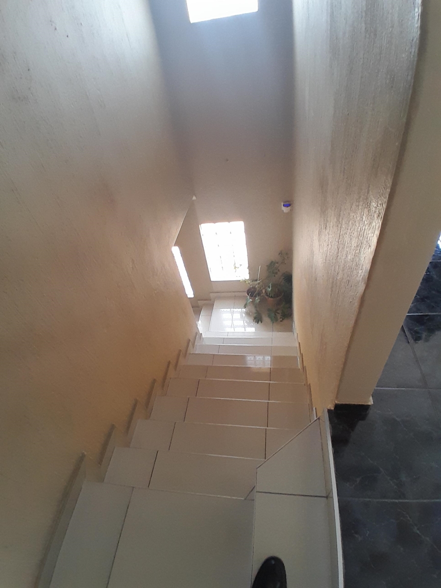 5 Bedroom Property for Sale in Davidsonville Gauteng