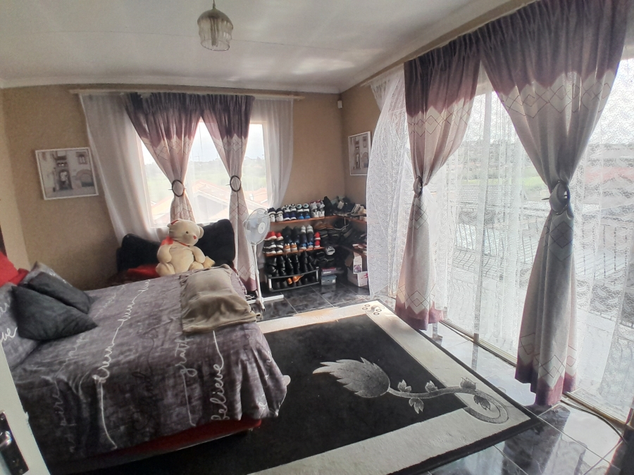 5 Bedroom Property for Sale in Davidsonville Gauteng